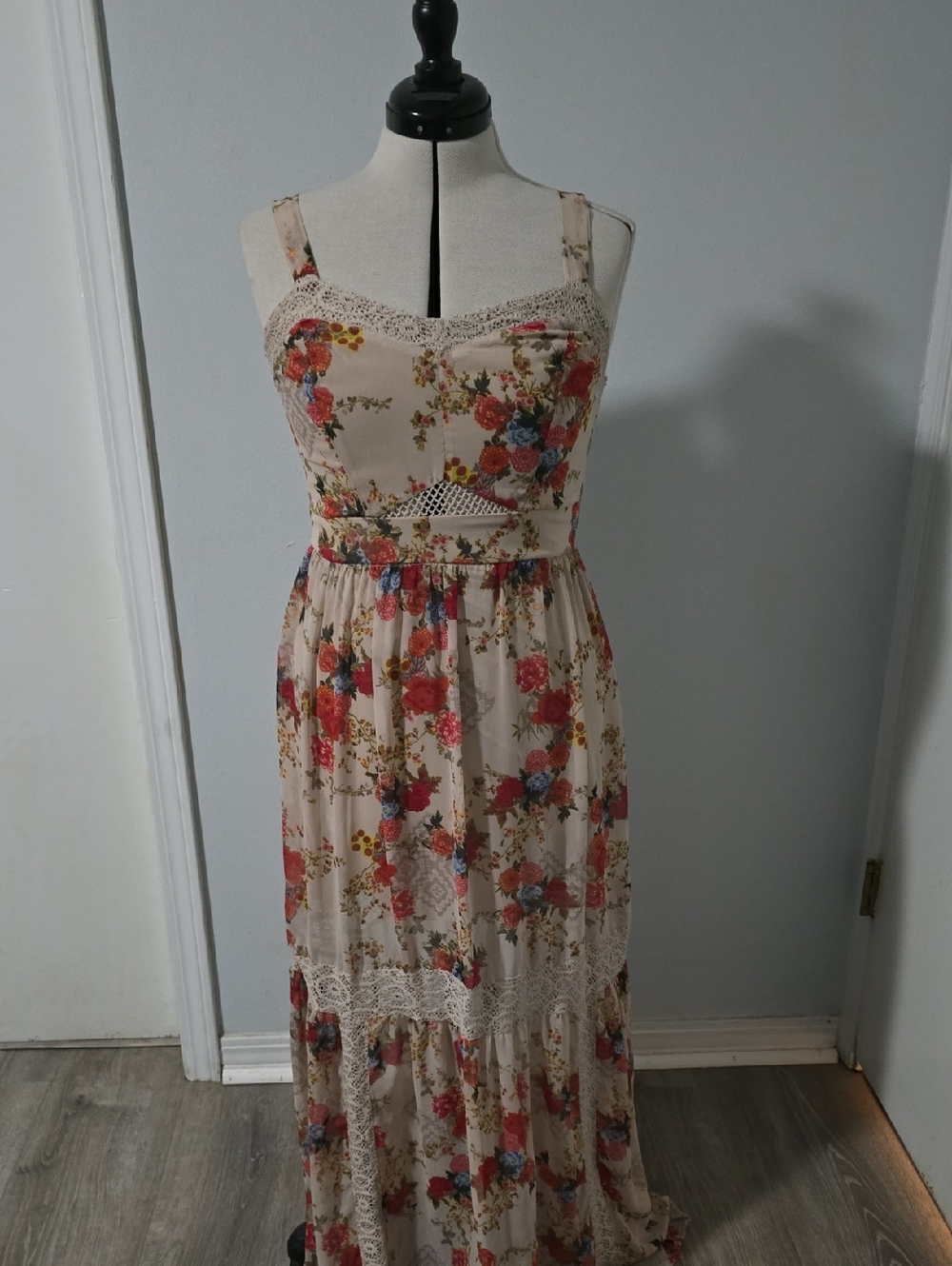 love, Fire Beige Floral Lace-Trim Maxi Dress with Red and Pink Blooms